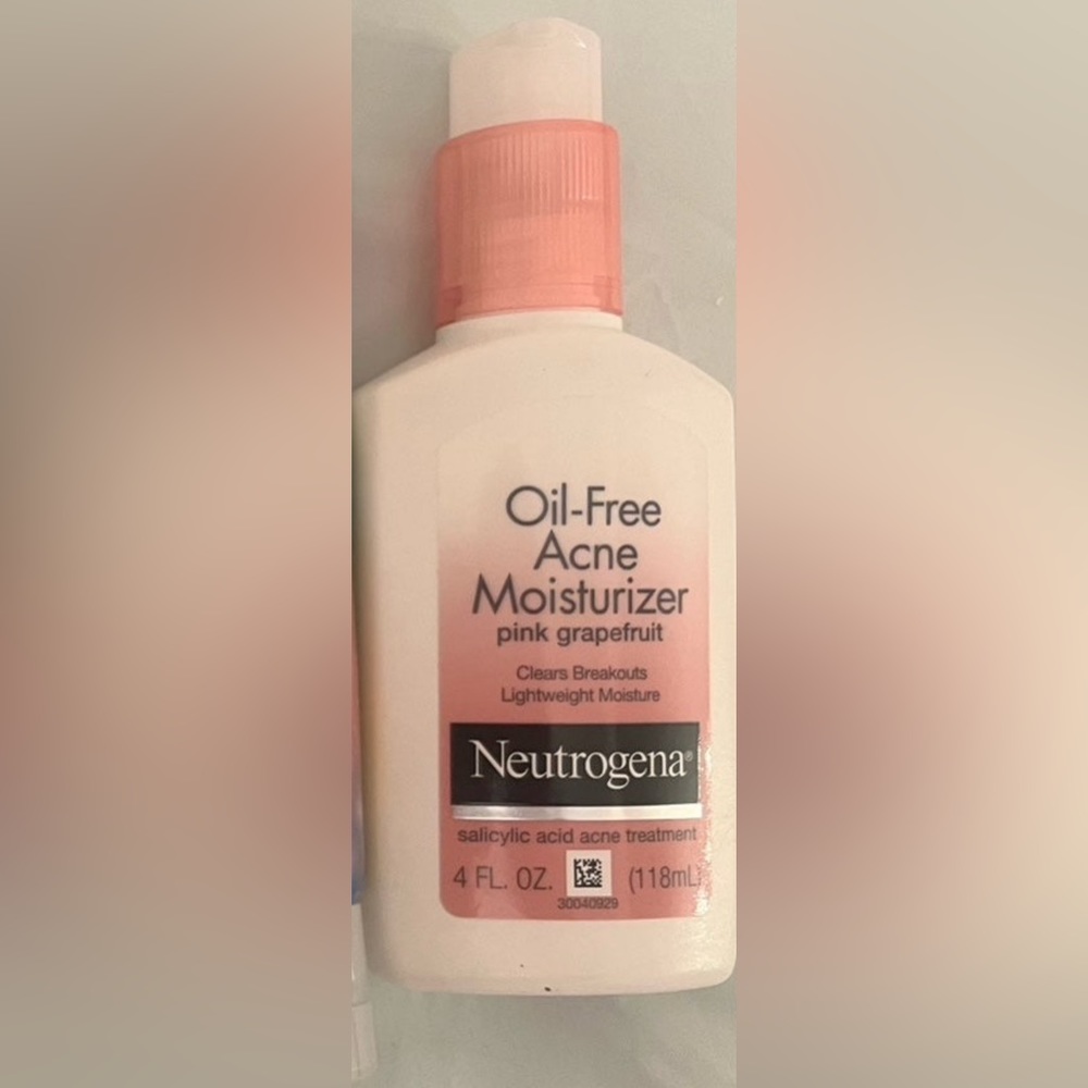 Neutrogena oil free acne moisturizer grapefruit